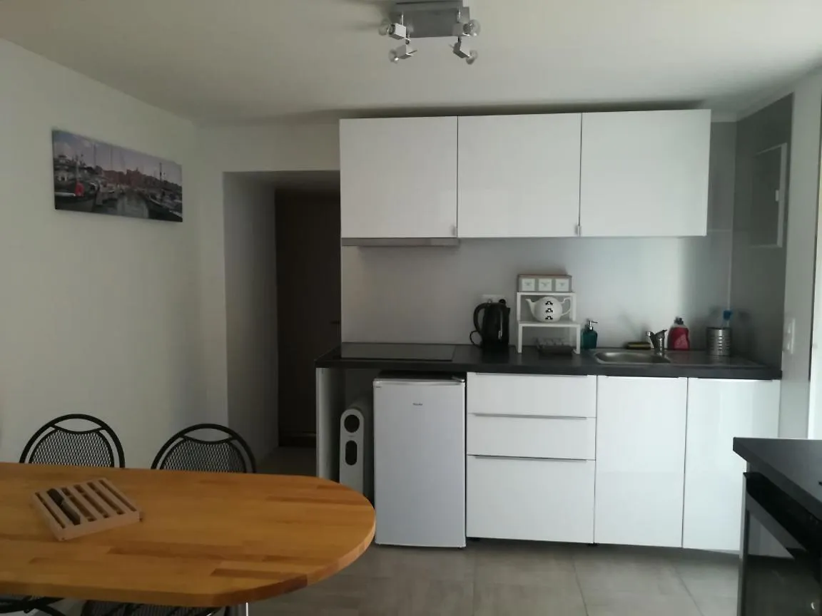 Apartment Appartement Villa Marcel Cottreau Marseille France